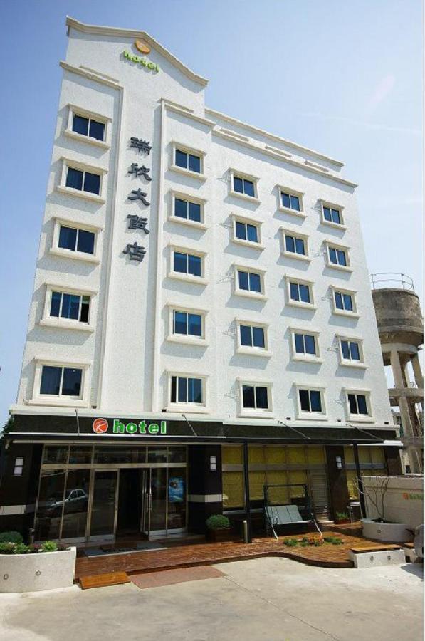 Royal Hotel Magong Esterno foto